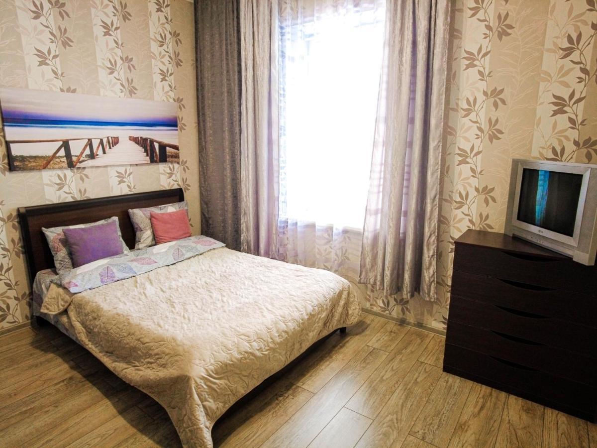 Світло Цілодобово Apartments In The City Center Lemberg Exterior foto