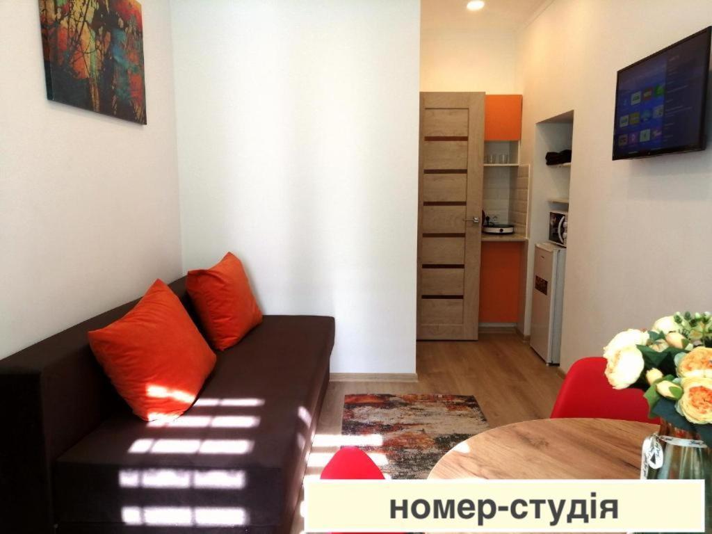 Світло Цілодобово Apartments In The City Center Lemberg Exterior foto